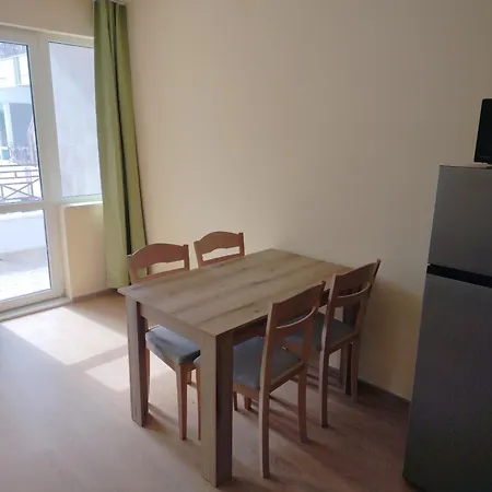 Lägenhet Photinia Bjala